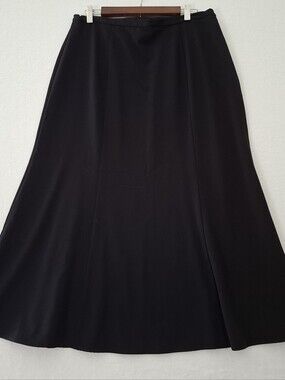 Joan Leslie Black A-Line Skirt Size 14 Elastic Paneled Waist Flared Side Zip